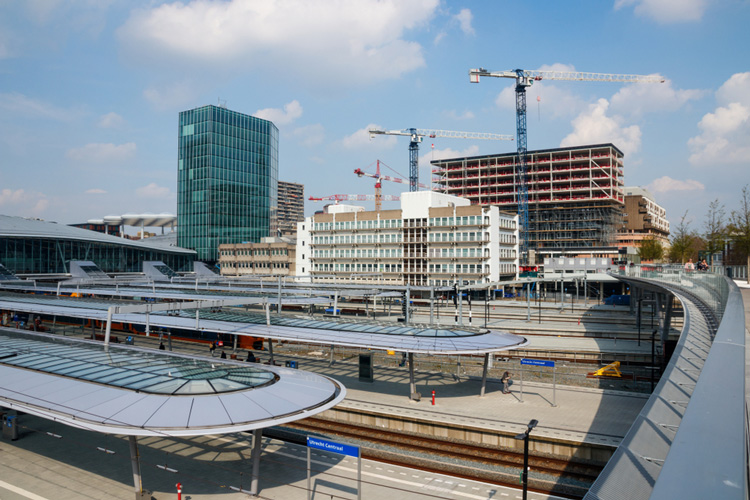 NS gaat stations met drones inspecteren