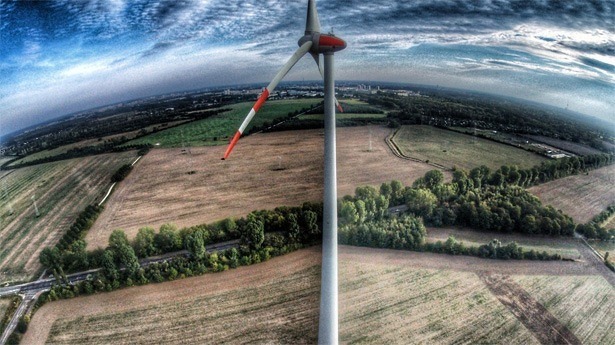 dronestagram-foto-wedstrijd-04-windmolens-berlijn-king-fisher